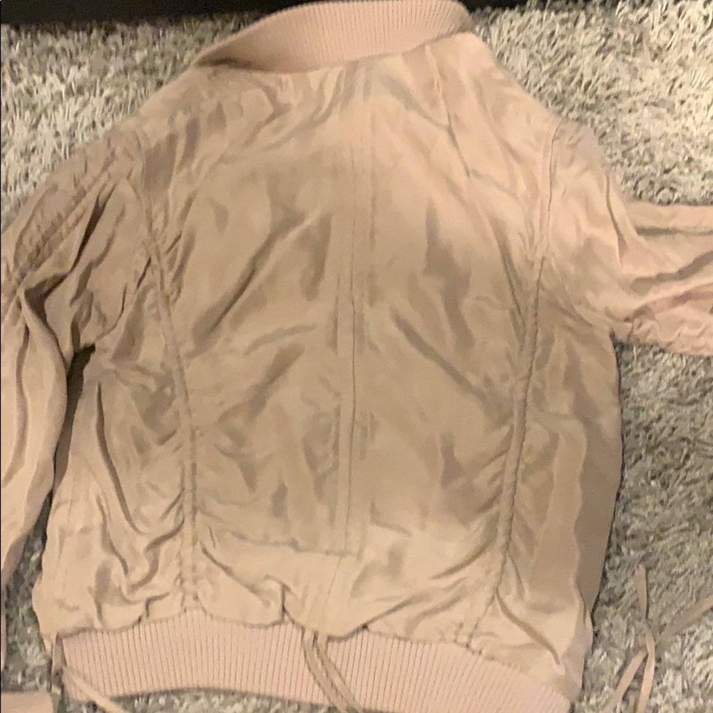 Short tan Bebe jacket - Picture 3 of 3